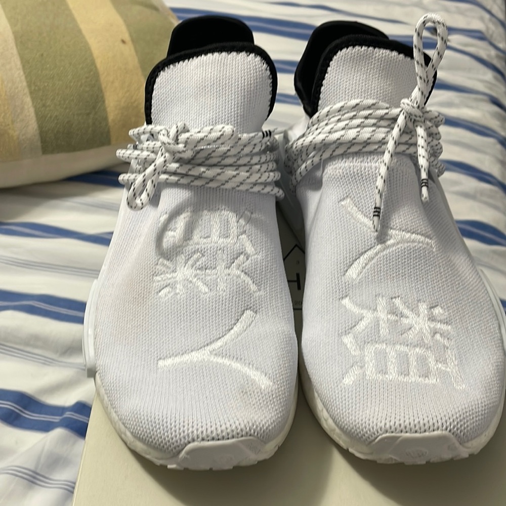 HU NMD adidas